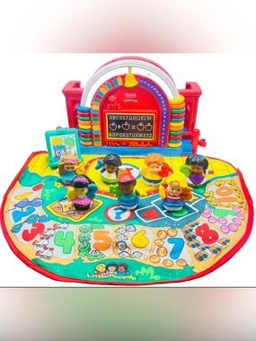 Vintage Fisher Price Little People Time To Learn Preschool Sound Tested Working